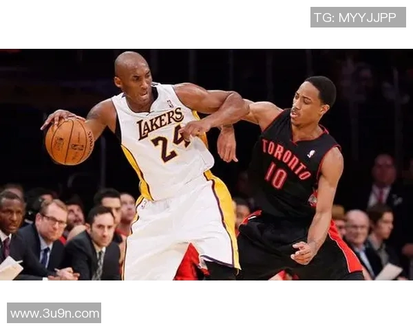 科比在13年对阵猛龙的精彩表现与传奇时刻回顾